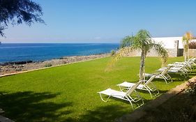 Kritamos Beach Apartments